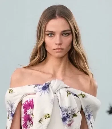 Неделя моды в Милане: Елена Перминова и Ольга Карпуть в первом ряду, Ирина Шейк и Алеся Кафельникова — на подиуме на показе Blumarine