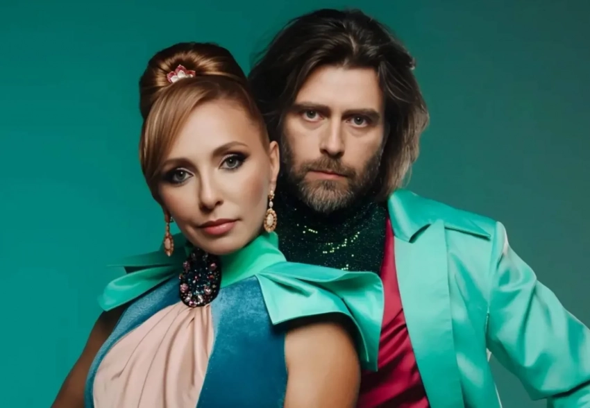 Довольный Джастин Бибер, Анна Пересильд с голой спиной и Надежда Оболенцева в свадебном платье: соцсети звёзд за неделю