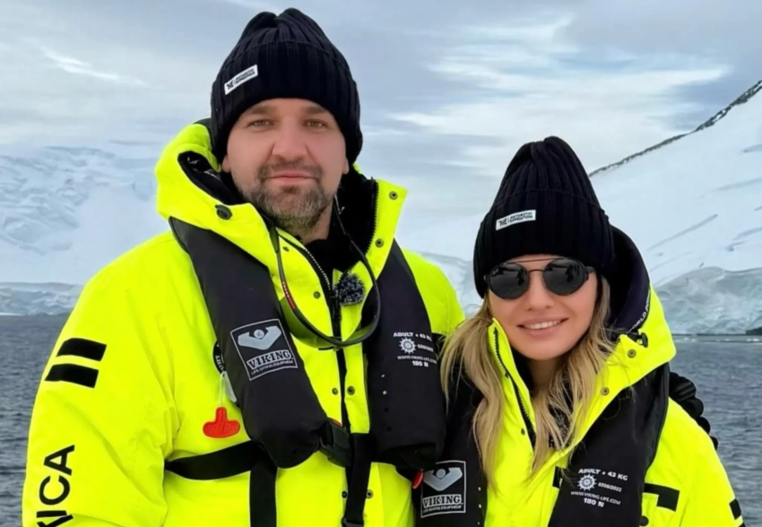 Баста с женой в компании Надежды Стрелец показали, как проводят время в круизе по Антарктиде