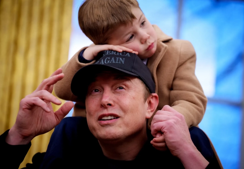 Граймс осудила решение Илона Маска взять их сына на встречу с Дональдом Трампом