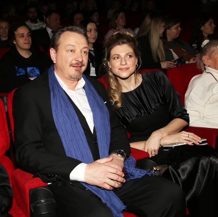 Марат Башаров вывел в свет невесту после слухов о ее беременности