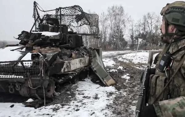 Юрий Подоляка в свежей сводке от 11.03.2025 сообщил о переброске подкреплений ВС РФ в Торецк