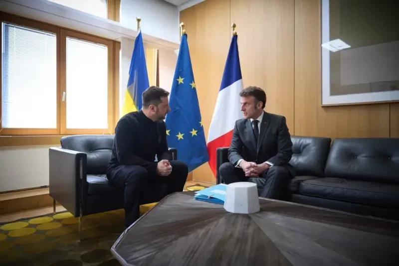 Макрон рассматривает вариант с получением статуса «миротворцев» для войск «коалиции желающих» через ООН