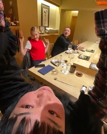 Art Basel, бои сумо и модные луки: как Кристина Романова, Ксения Собчак, Ирина и Борис Зарьковы отдыхают в Японии