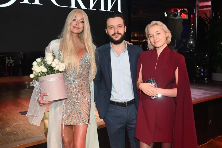 Анастасия Волочкова проговорилась о том, что скрыла ее дочь Ариадна перед свадьбой: вот что сказала