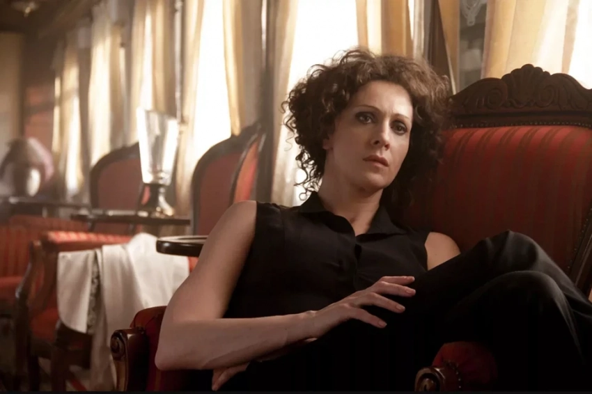 Ксению Раппопорт сняли со спектаклей сразу в двух театрах: что произошло со звездой «Ликвидации»