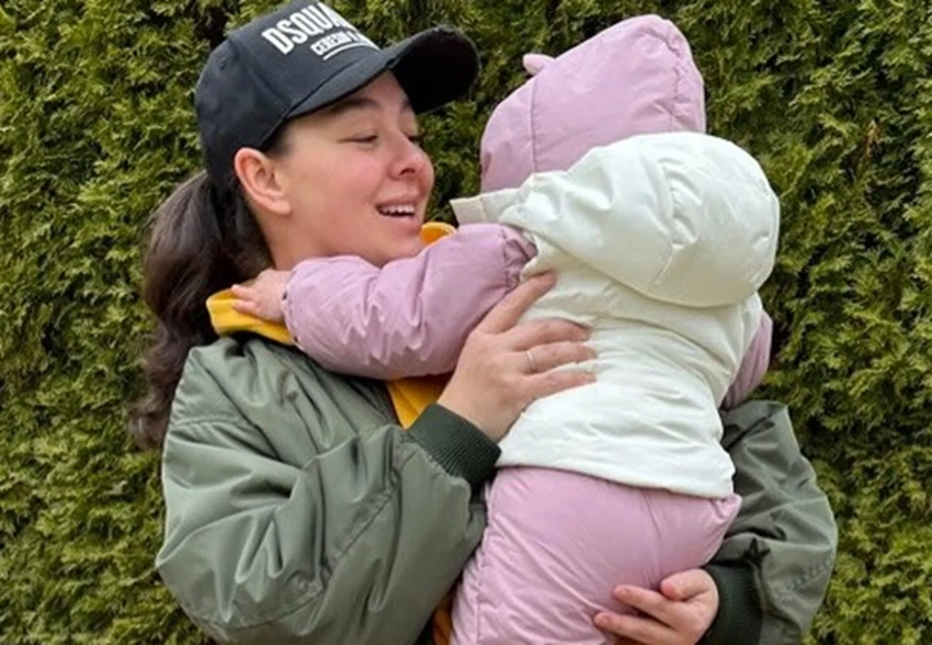 Марина Кравец показала редкие фото младшей дочери