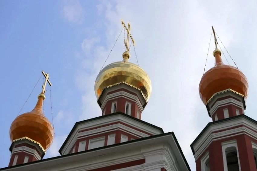 День памяти мучеников Евтропия, Клеоника и Василиска в России отмечают 16 марта 2025 года