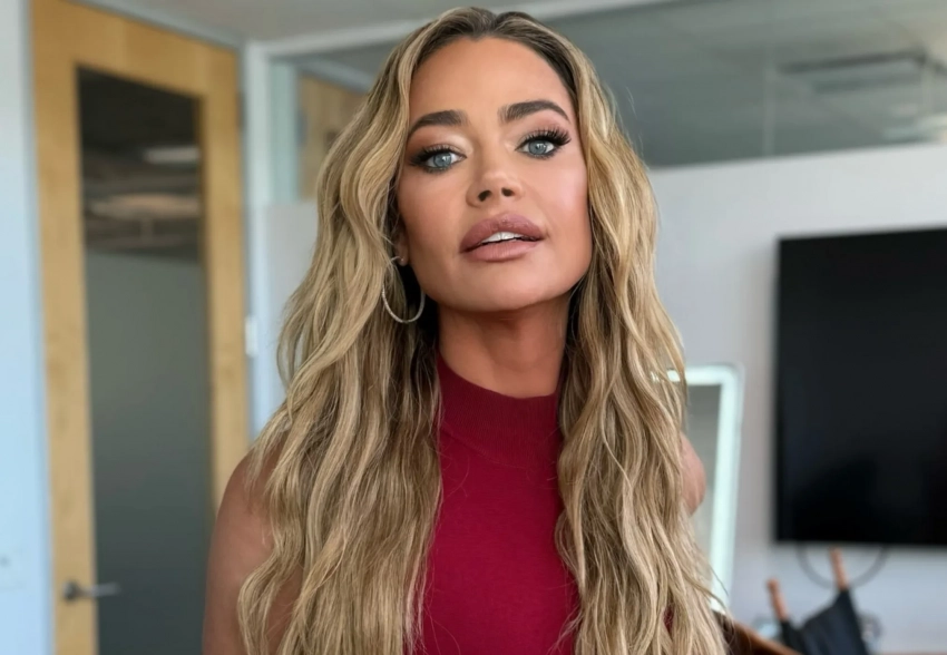 "Теперь я играю трофейных жён или самых желанных девушек". Дениз Ричардс рассказала о том, как аккаунт на OnlyFans повлиял на её карьеру