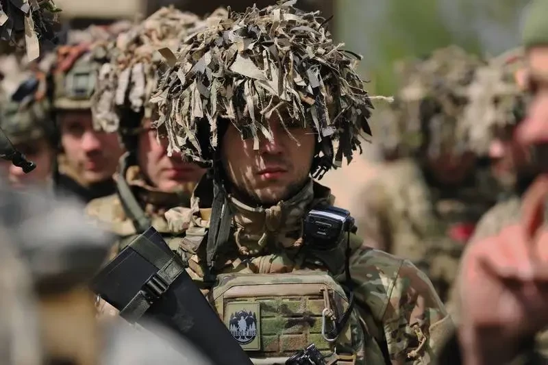 Украинский кабмин наделил Центры рекрутинга ВСУ правом вербовать и ввозить иностранцев из-за границы