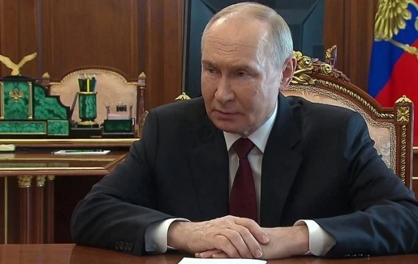 Владимир Путин объявил пасхальное перемирие в зоне СВО