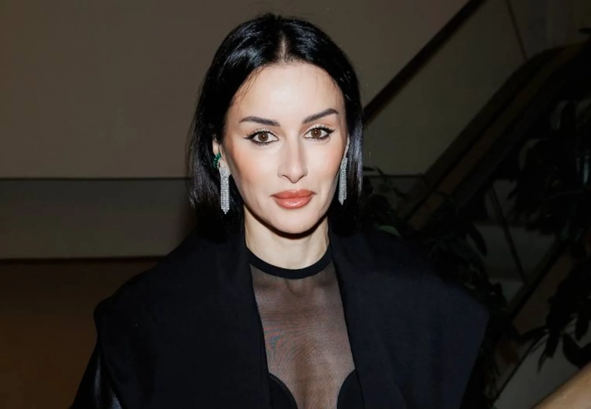 Марк Эйдельштейн, Анна Седокова, беременная Ида Галич, Алсу и Агата Муцениеце посетили премию Voice