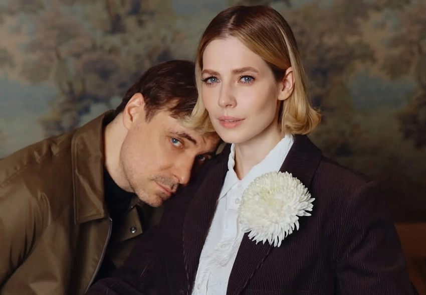 "Юль, ты просто огонь. Женя тоже норм". В сети обсуждают "нереальных красавцев" Юлию Снигирь и Евгения Цыганова