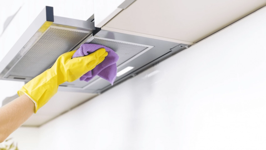 Чем и как отмыть вытяжку от жира всего за 10 минут