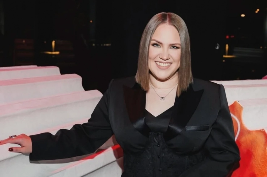 «Свадьба в июле»: звезда «Уральских пельменей» объявила неожиданную новость о Ксении Корневой