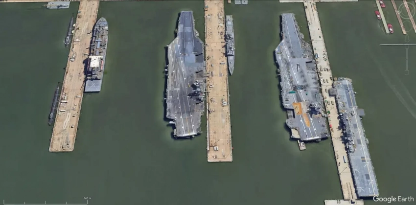 Американские авианосцы на спутниковых снимках