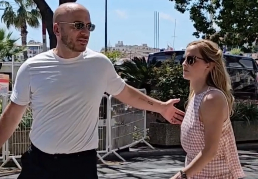 Эмма Уотсон встречается с сирийским правозащитником