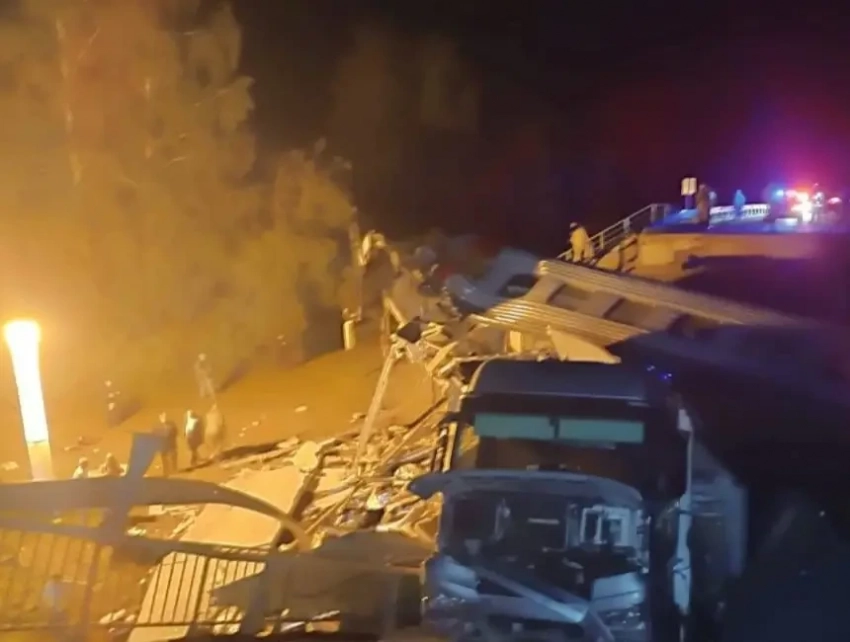 Г-н Трамп, ваши спецслужбы ничего же не знали о подготовке подрывов на железных дорогах в Брянской и Курской областях?..