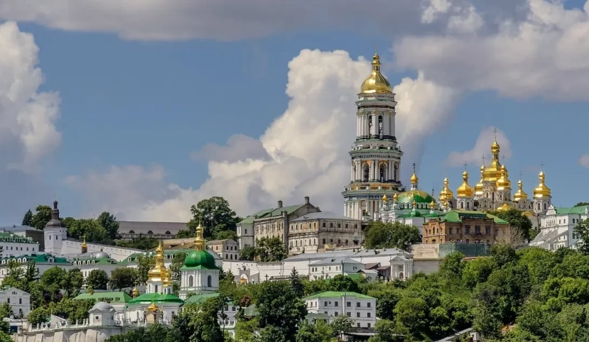 Украинская пресса: глава офиса Зеленского попытается убедить окружение Трампа в необходимости запрета УПЦ