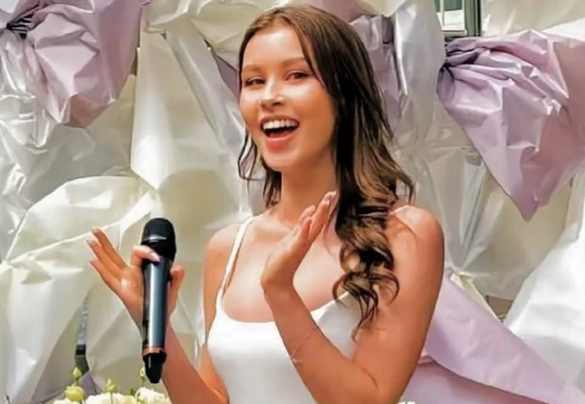 Анна Пересильд окончила 9 класс школы, в которой её буллили