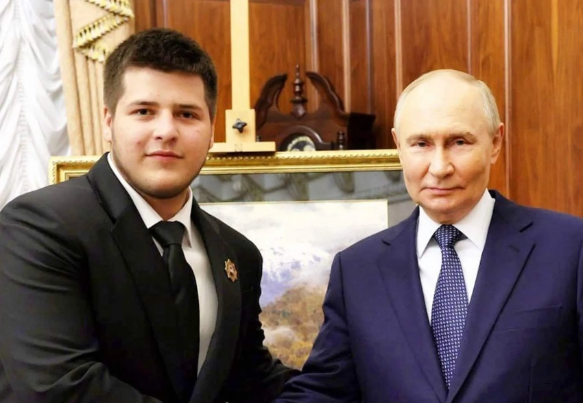 Владимир Путин лично поздравил со свадьбой 17-летнего сына Рамзана Кадырова