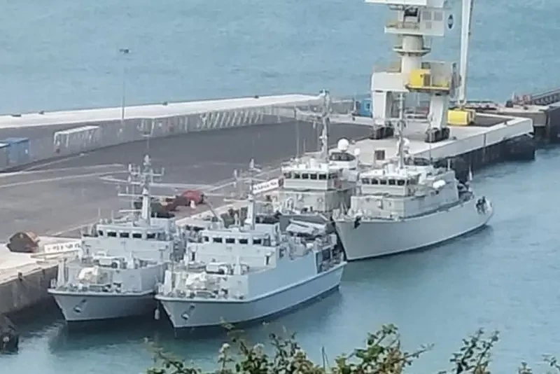 Переданные Украине Нидерландами и Бельгией тральщики «Мариуполь» и «Мелитополь» будут базироваться в Великобритании