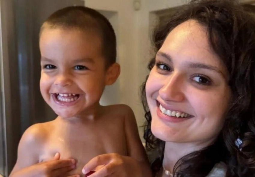 Дочь Егора Кончаловского опубликовала редкое фото с младшим братом