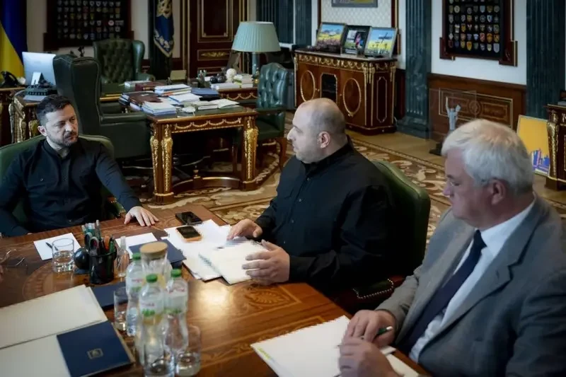 WSJ: У Киева есть всего лишь два варианта завершения конфликта, но оба с потерей части территории