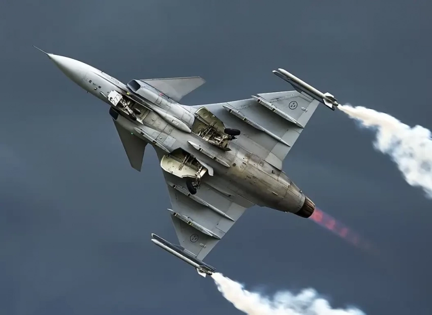 Истребители Gripen ВВС Венгрии будут «охранять» Прибалтику от России