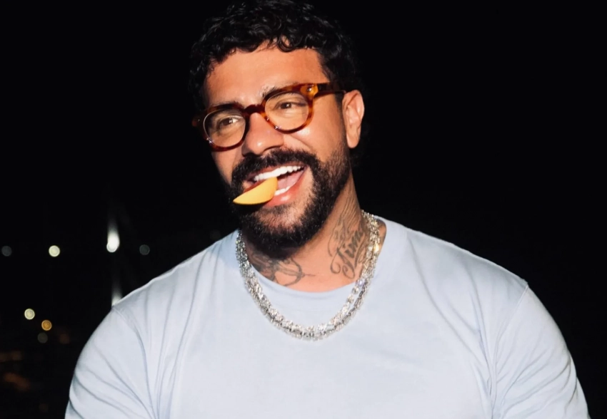 "ДиКаприо бросает после 25, а Тимати после родов". Тимати снова раскритиковали из-за того, что он отдыхает без своей девушки и новорождённой дочери