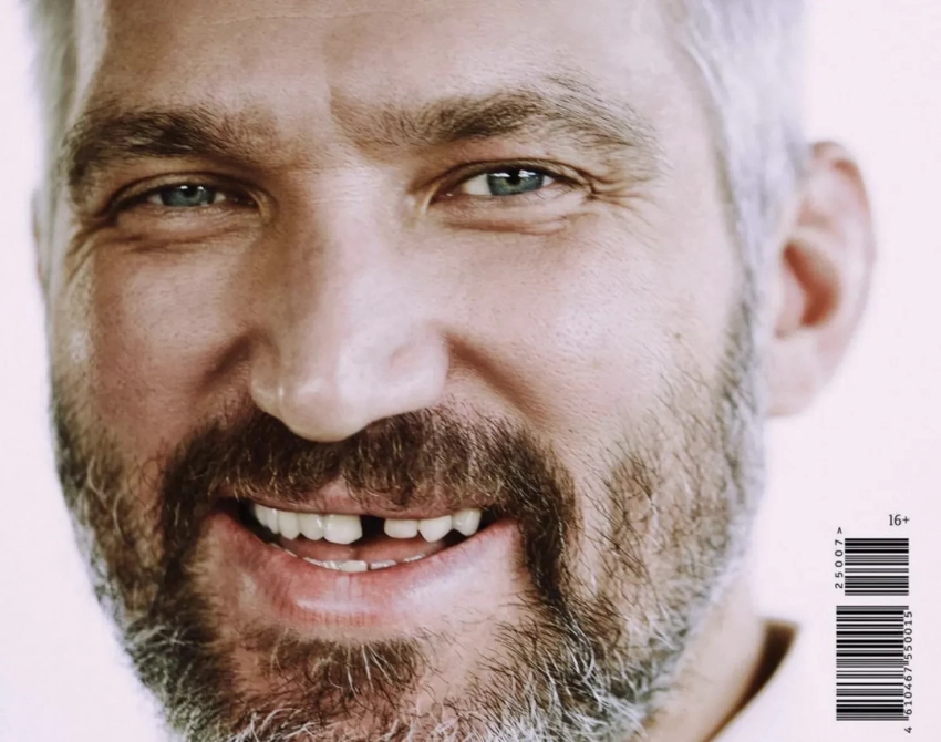 Ксения Собчак, Надежда Стрелец, "Антиглянец" и Ксения Соловьёва обсуждают три обложки с Овечкиным