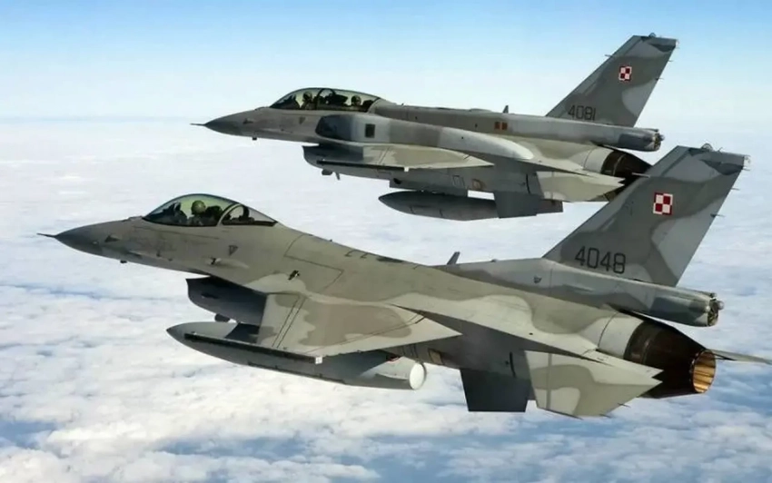 «Российская активность» стала причиной поднятия в воздух польских истребителей