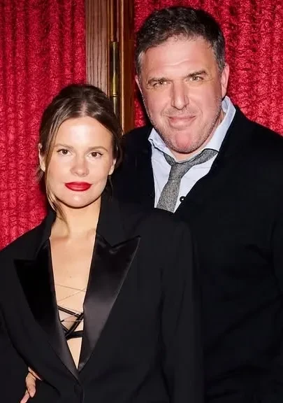 Максим Виторган вышел в свет с возлюбленной