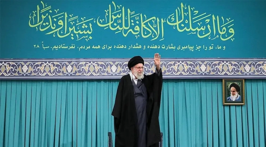 США рассматривают возможность покушения на аятоллу Хаменеи и его сына