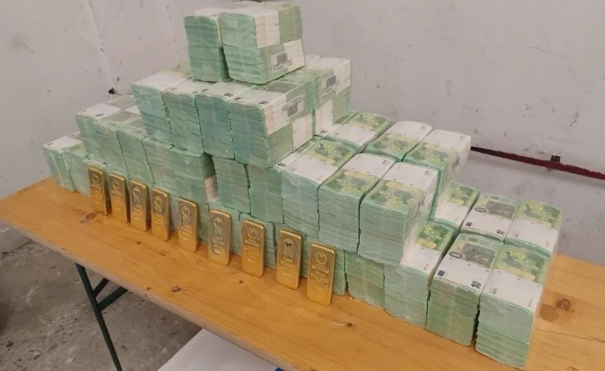 «Перешел все границы»: Зеленский начал угрожать Орбану и получил мощную ответку