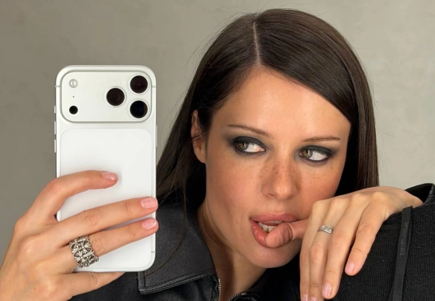 "Сделаю в конце концов операцию". Ксения Шипилова собирается радикально бороться с синяками под глазами