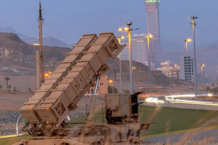 Повышенный расход ракет связывают с работой ЗРК Patriot в автоматическом режиме